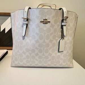 Coach White Signature Tote Bag
